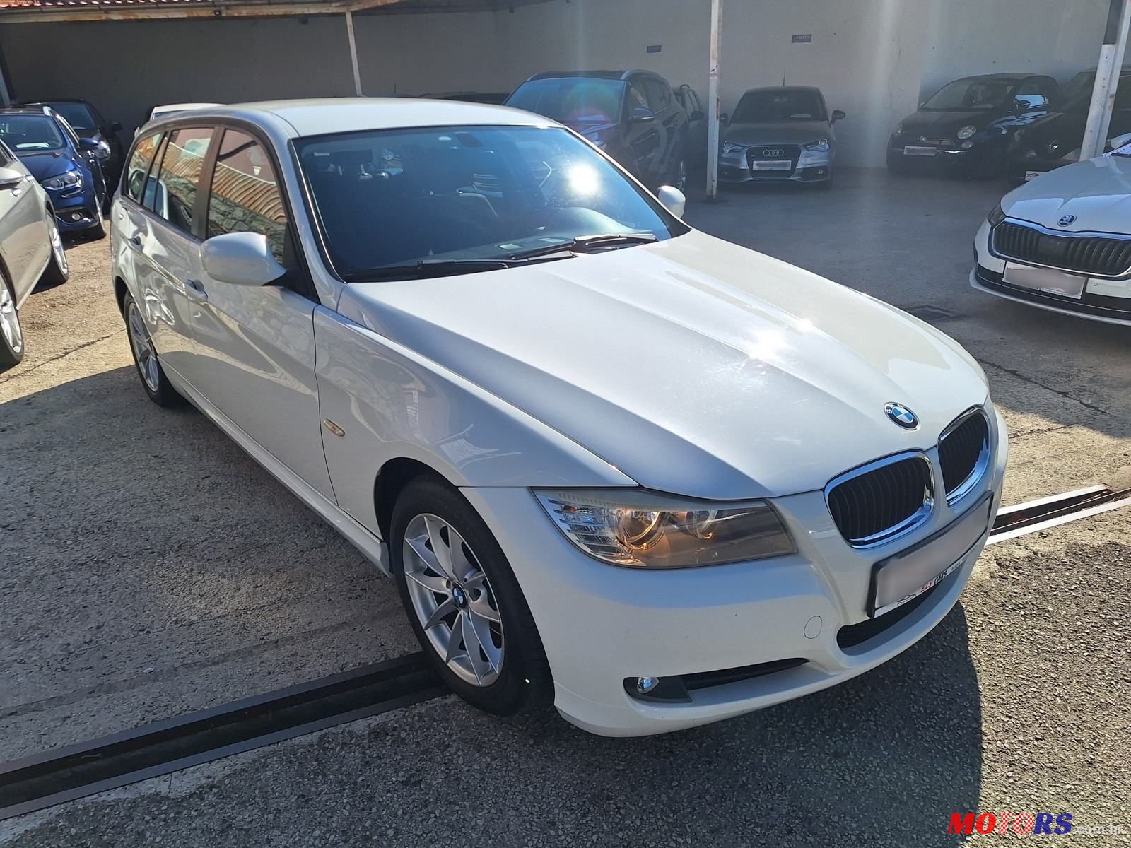 2011' BMW Serija 3 316D photo #2