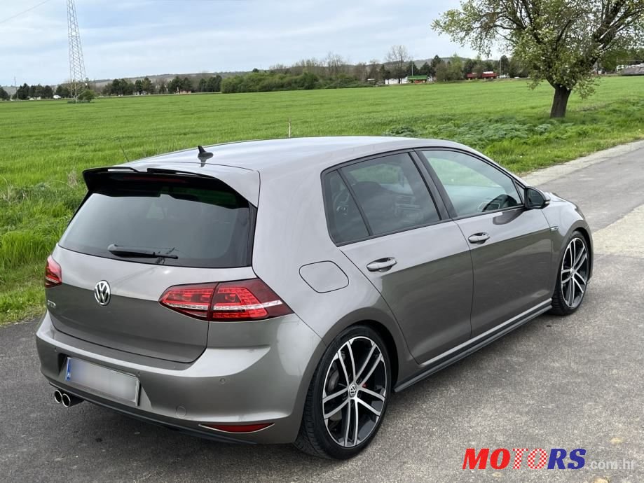 2014' Volkswagen Golf VII 2,0 Bmt photo #6