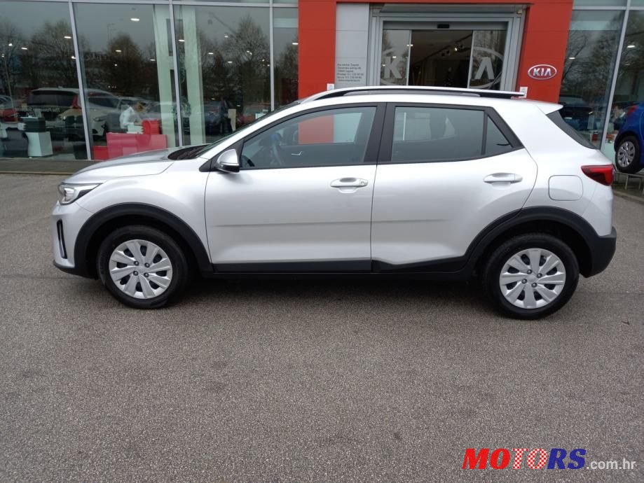 2022' Kia Stonic photo #2