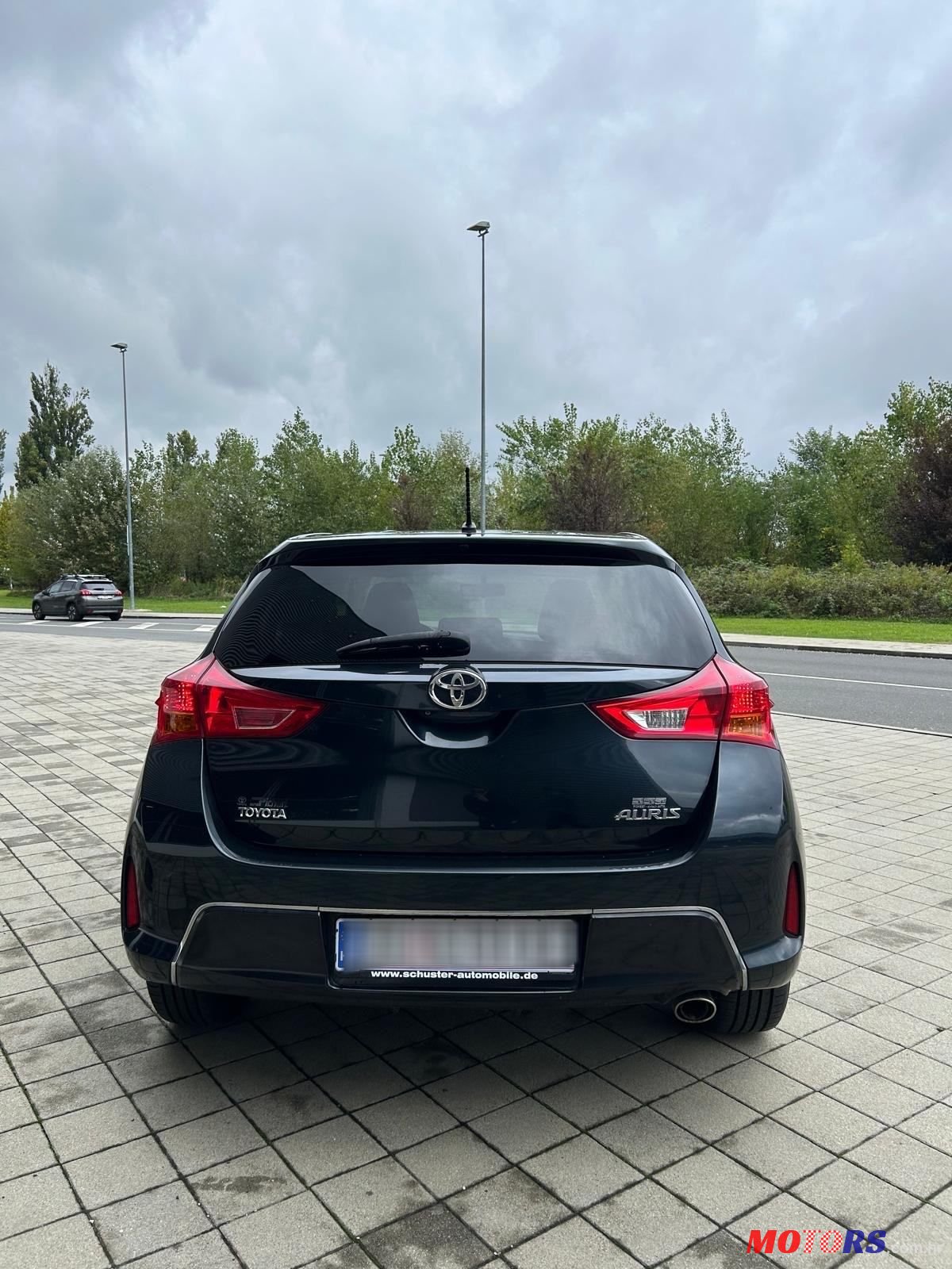 2014' Toyota Auris 2,0 D-4D photo #3