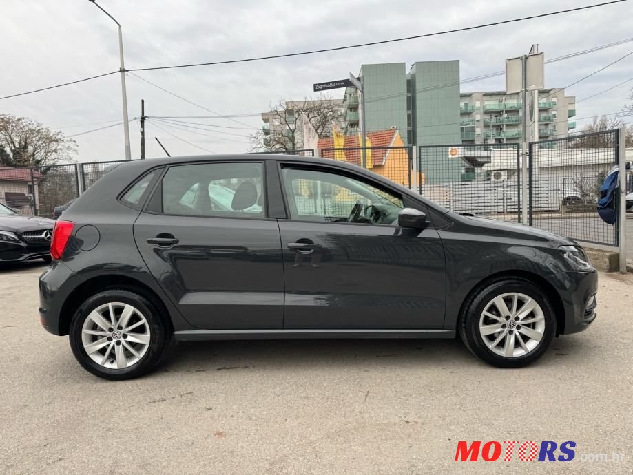 2015' Volkswagen Polo 1,4 Tdi photo #3