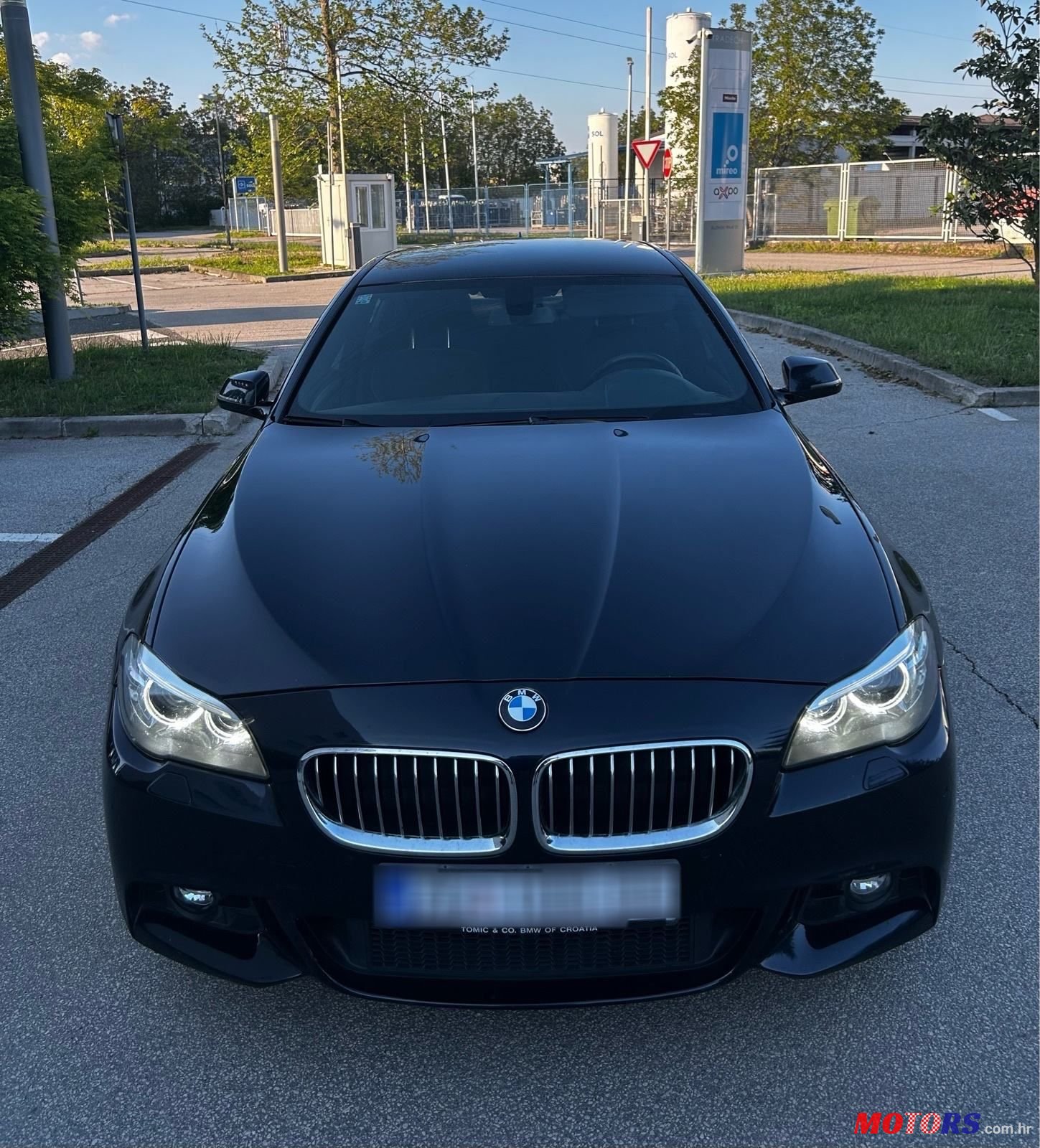 2015' BMW Serija 5 520D photo #3