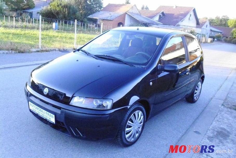 2002' Fiat Punto 1,9 Jtd photo #1