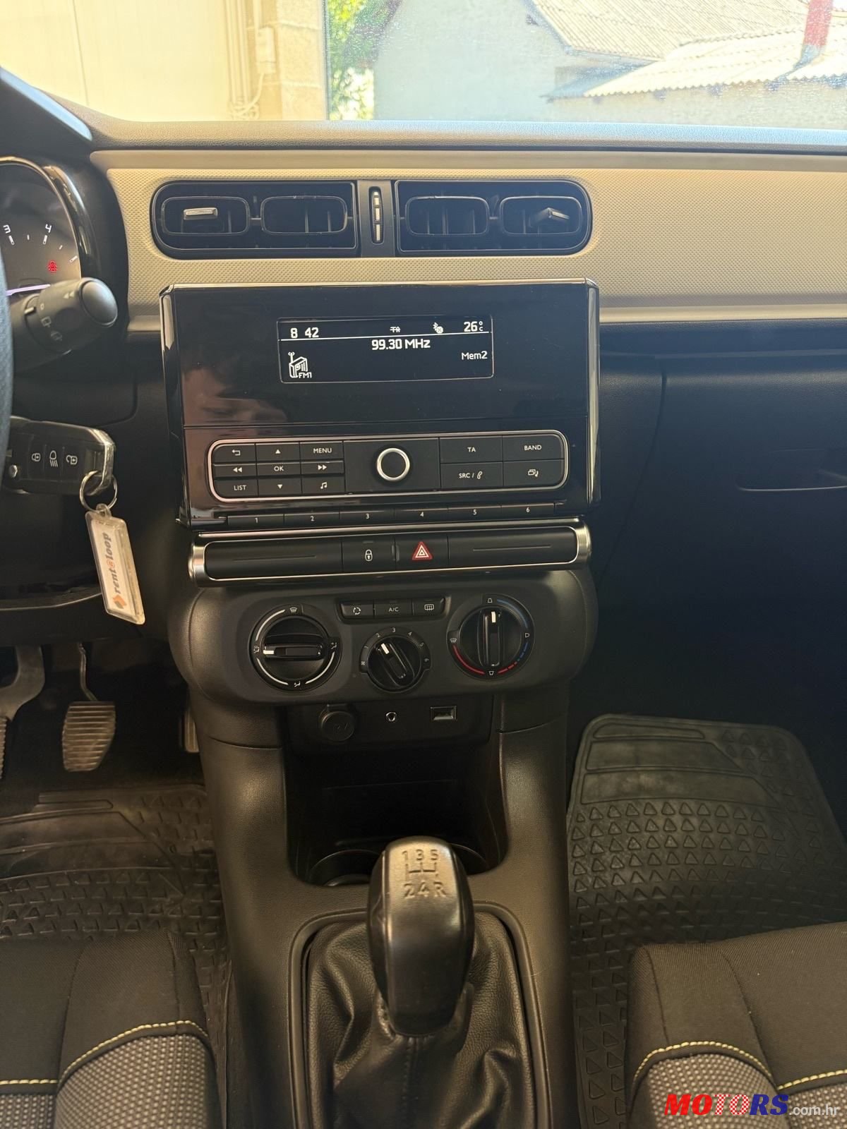2018' Citroen C3 1,2 photo #3