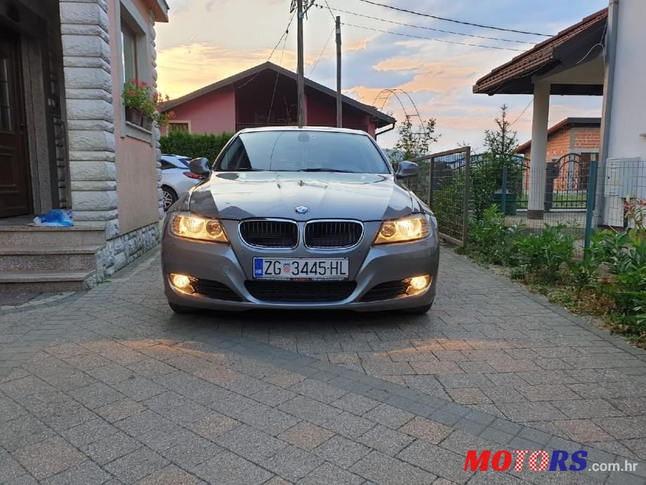 2011' BMW Serija 3 318D photo #3