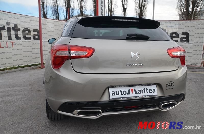 2013' Citroen DS5 Sport photo #4