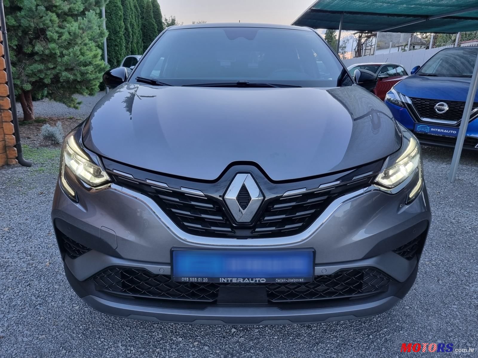 2021' Renault Captur Tce photo #2
