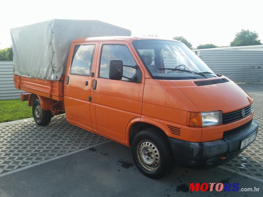 1998' Volkswagen T4 Kombi 2,4 D photo #1