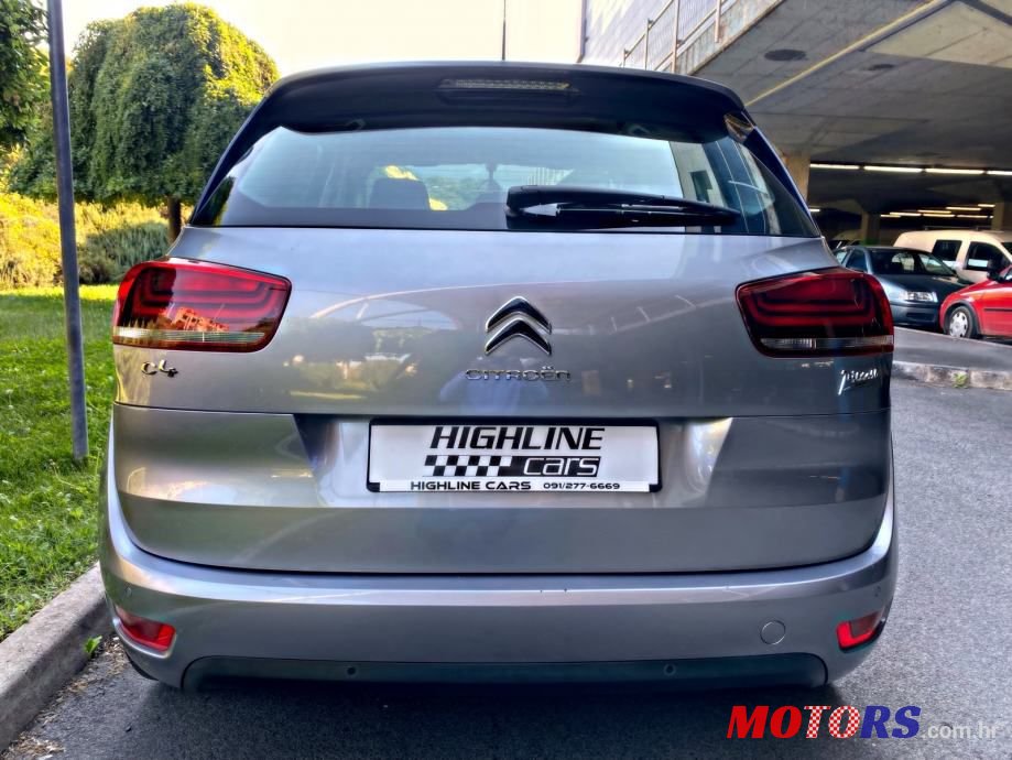 2017' Citroen C4 Picasso photo #5