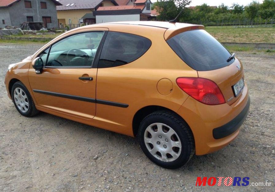 2007' Peugeot 207 1,4 photo #1