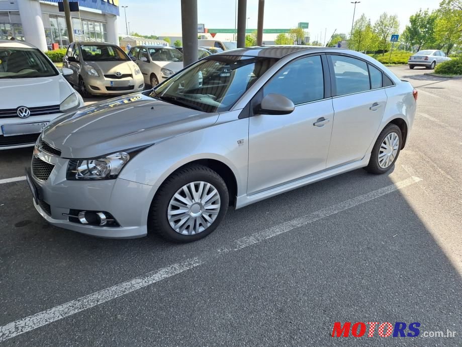 2012' Chevrolet Cruze 1,6 Ls+ Kit photo #4