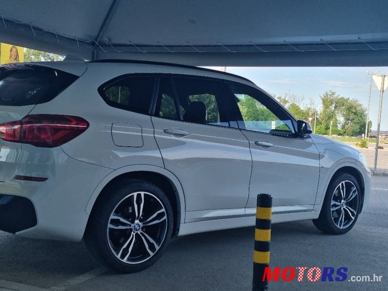 2017' BMW X1 18D photo #4