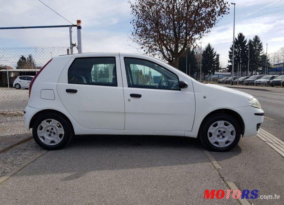 2005' Fiat Punto 1,2 photo #1