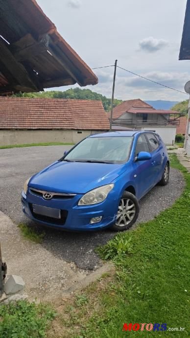 2007' Hyundai i30 1,4 16V photo #4