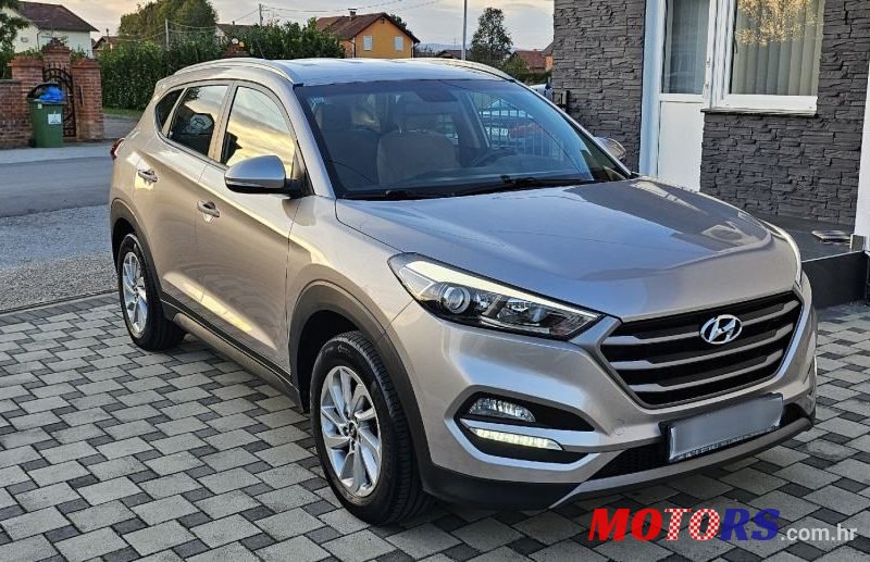 2016' Hyundai Tucson 1.7 Crdi photo #6