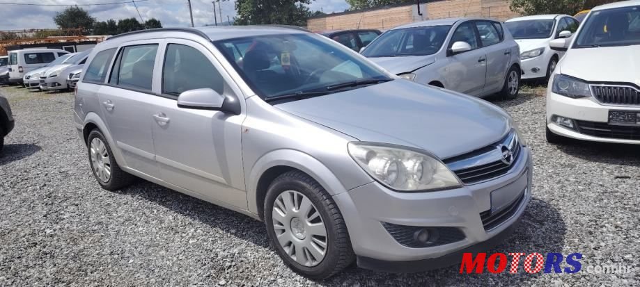 2008' Opel Astra 1,7 Cdti photo #2