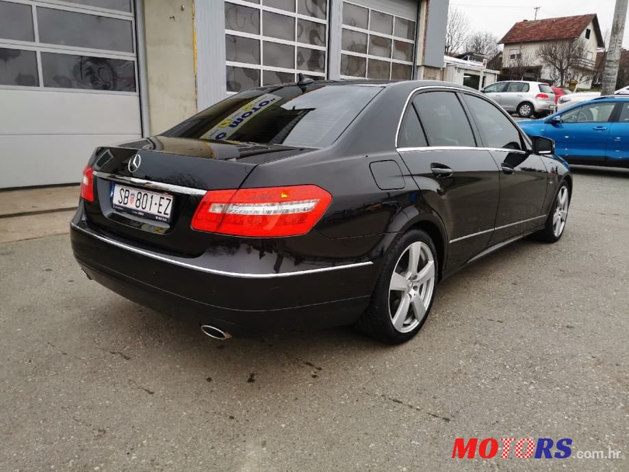 2012' Mercedes-Benz E-Klasa 300 Cdi photo #6