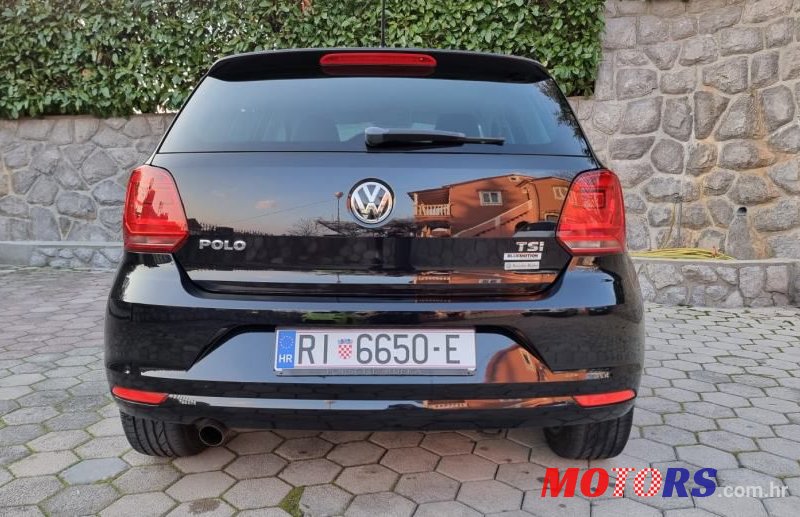 2015' Volkswagen Polo 1,2 Tsi Bmt photo #3