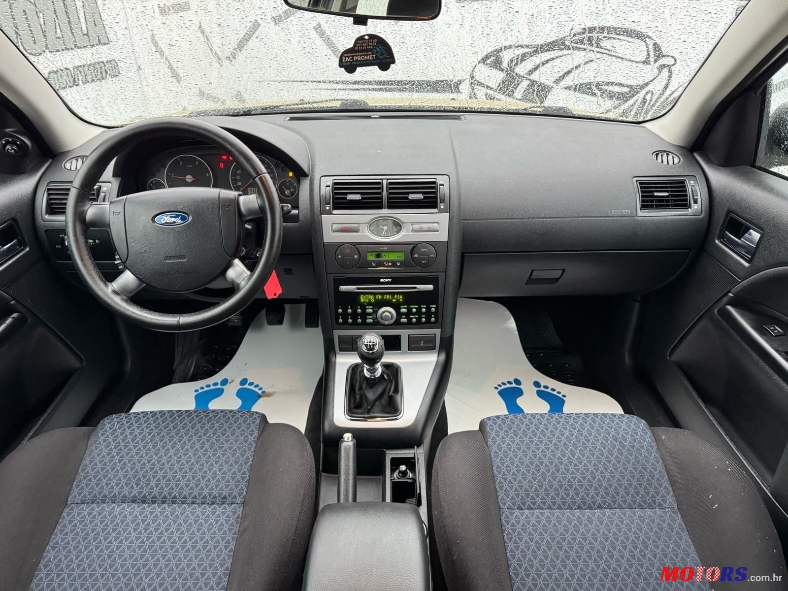 2006' Ford Mondeo 2.0 D photo #2