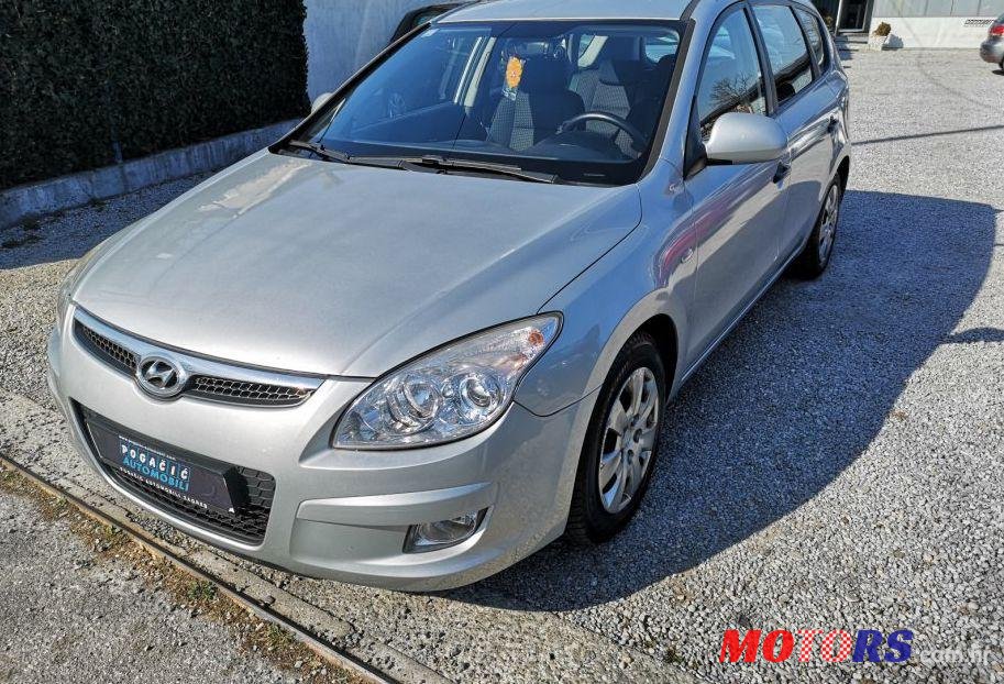 2009' Hyundai I30 1,6 photo #1