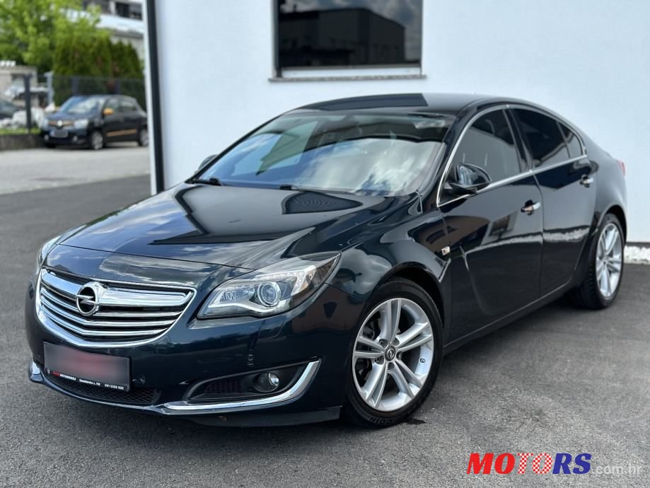 2014' Opel Insignia photo #1