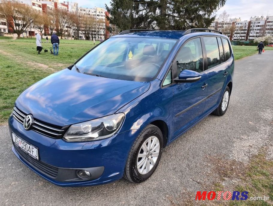 2012' Volkswagen Touran 1,6 Tdi photo #1