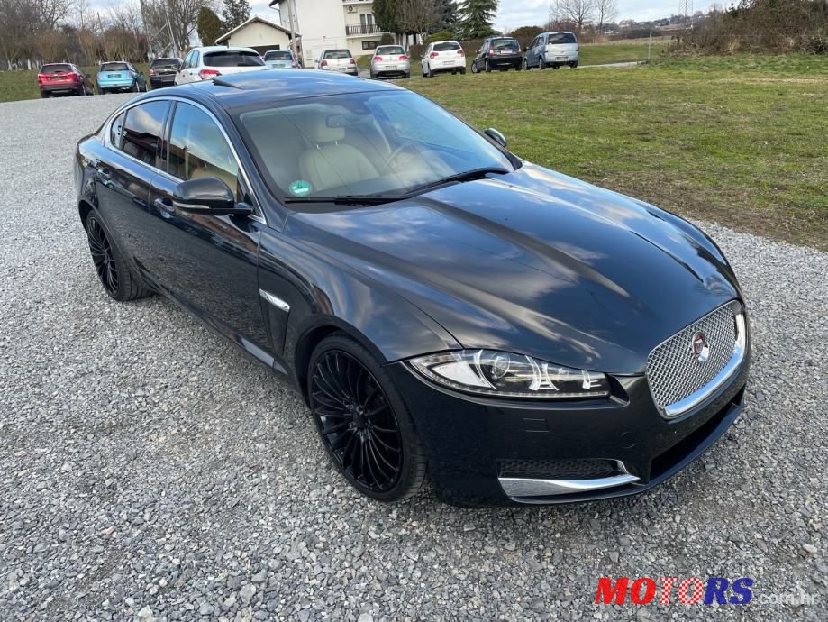 2013' Jaguar XF 2,2 D photo #3