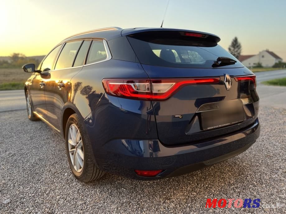 2019' Renault Megane Grandtour Tce 115 photo #6