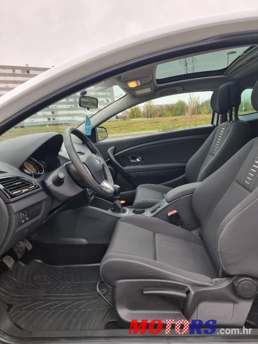 2012' Renault Megane Coupe 1,5 Dci photo #5