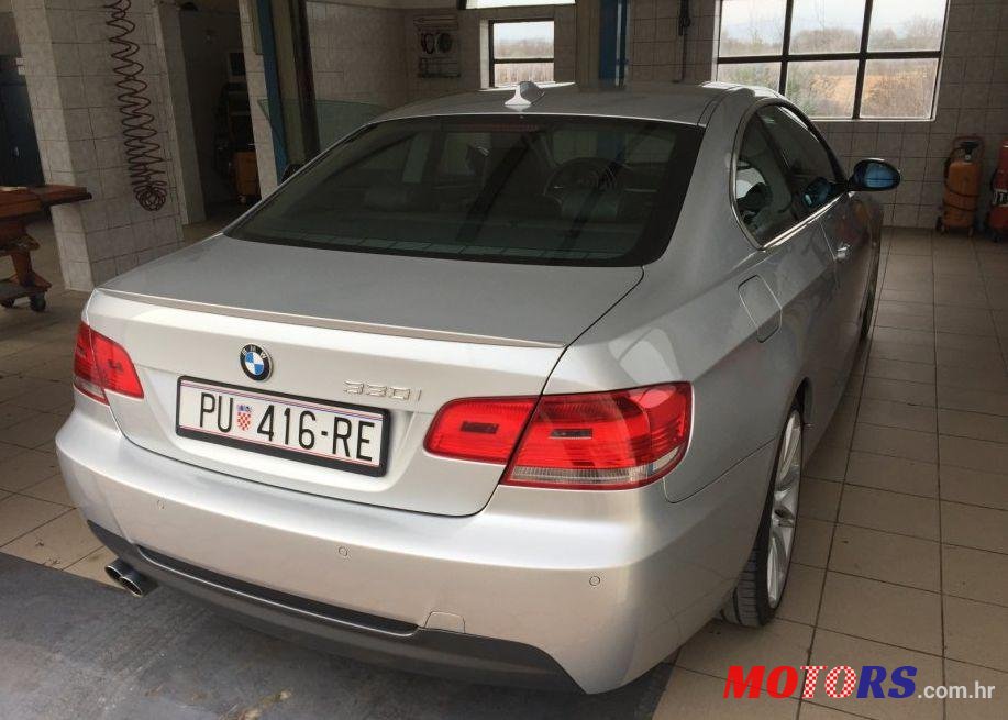 2007' BMW Serija 3 Coupe 330Ci photo #1