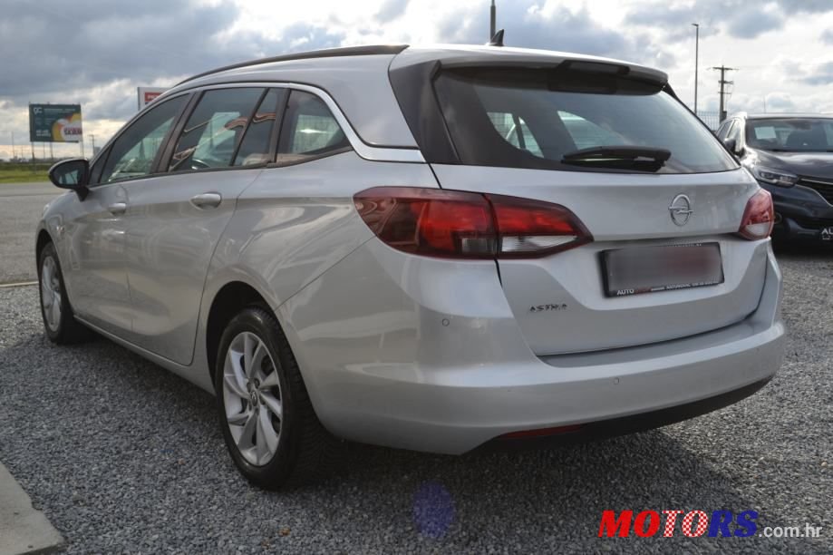 2019' Opel Astra Karavan photo #4