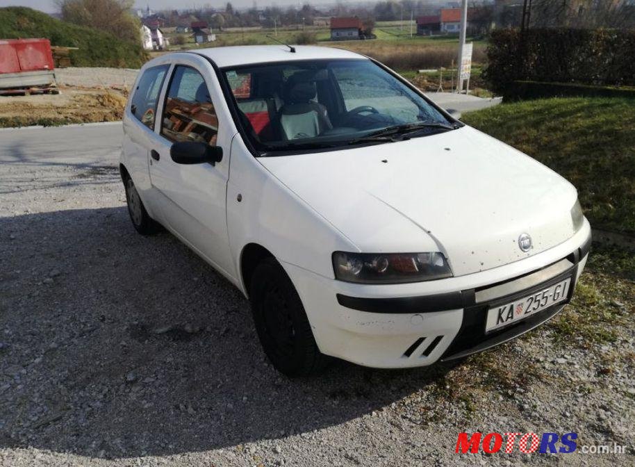 2003' Fiat Punto 1,9 Jtd photo #2