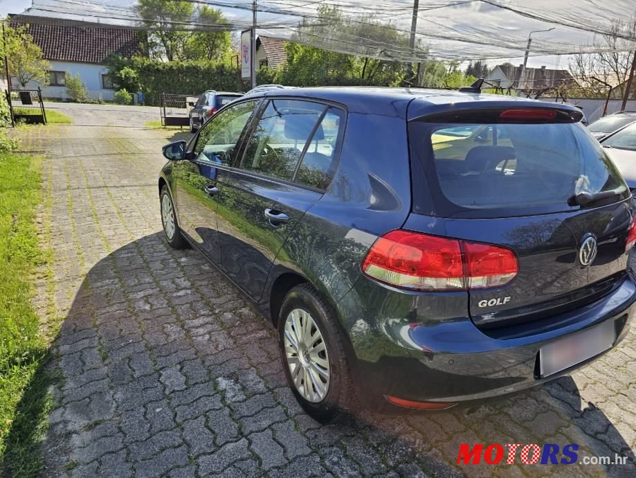 2010' Volkswagen Golf 6 1,6 Tdi photo #4