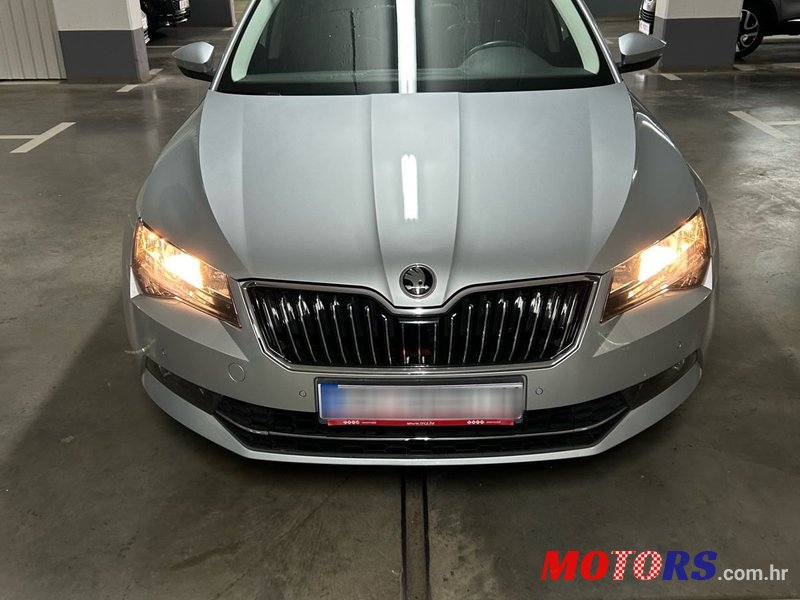 2017' Skoda Superb 1,6 Tdi photo #3