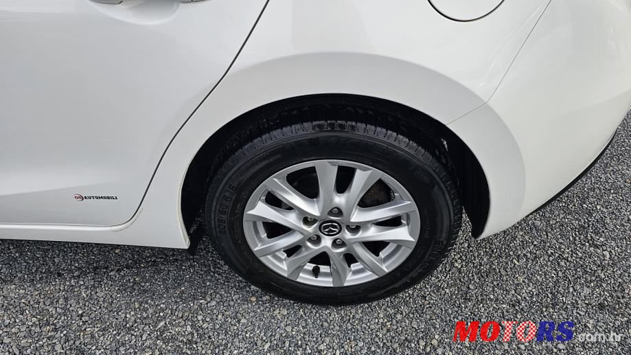 2015' Mazda 3 Sport G120 photo #3