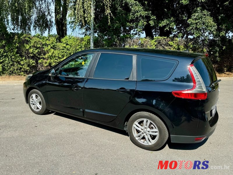 2014' Renault Grand Scenic Dci photo #5