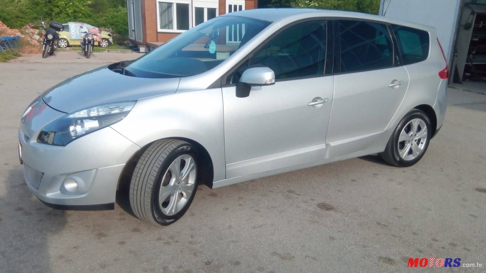 2011' Renault Grand Scenic 1.6 Dci photo #5