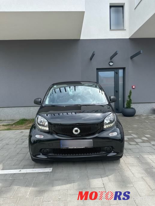 2019' Smart Fortwo photo #1