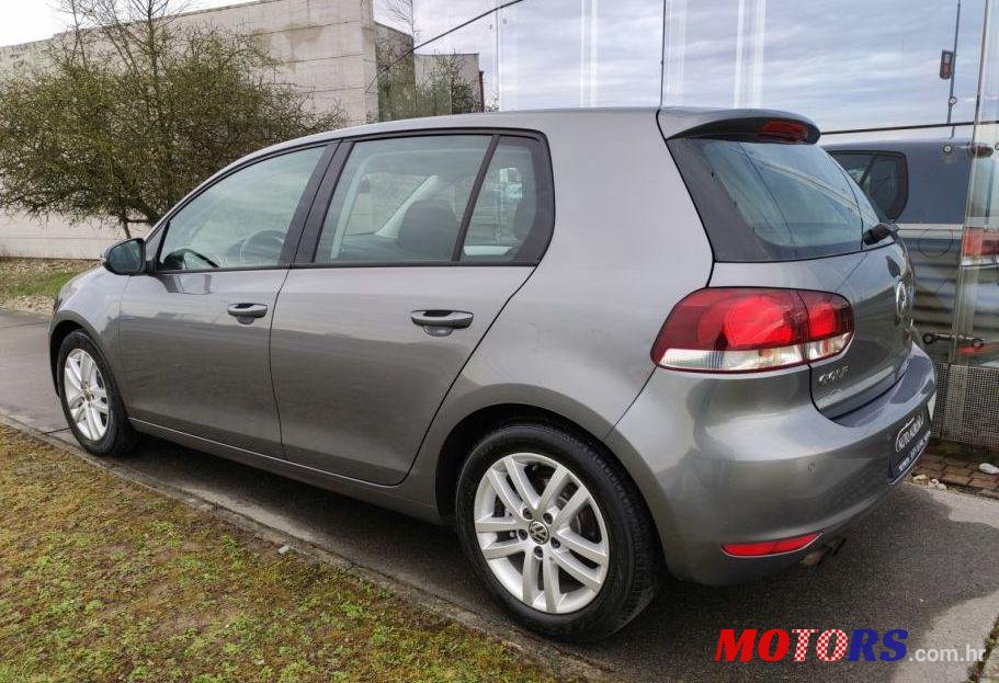 2008' Volkswagen Golf VI 2.0 Tdi photo #1