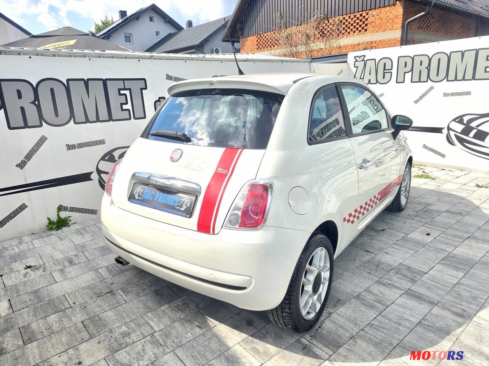 2011' Fiat 500 photo #2