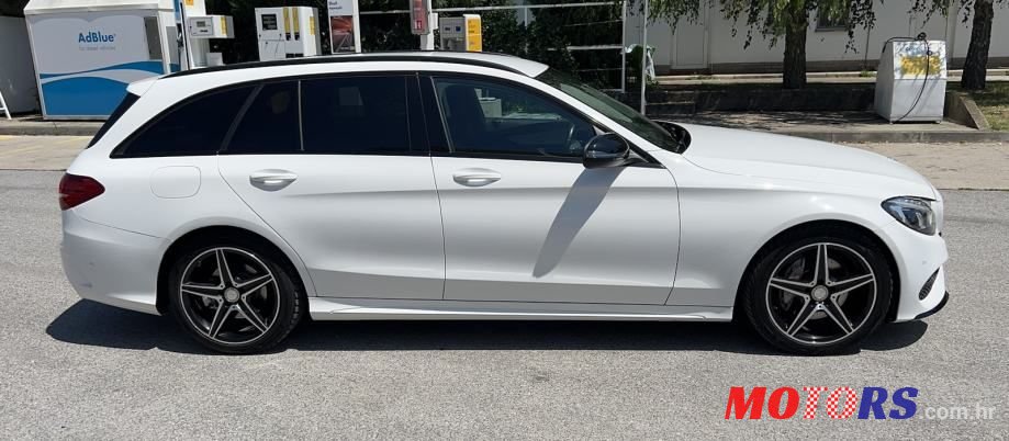 2017' Mercedes-Benz C-Klasa photo #3
