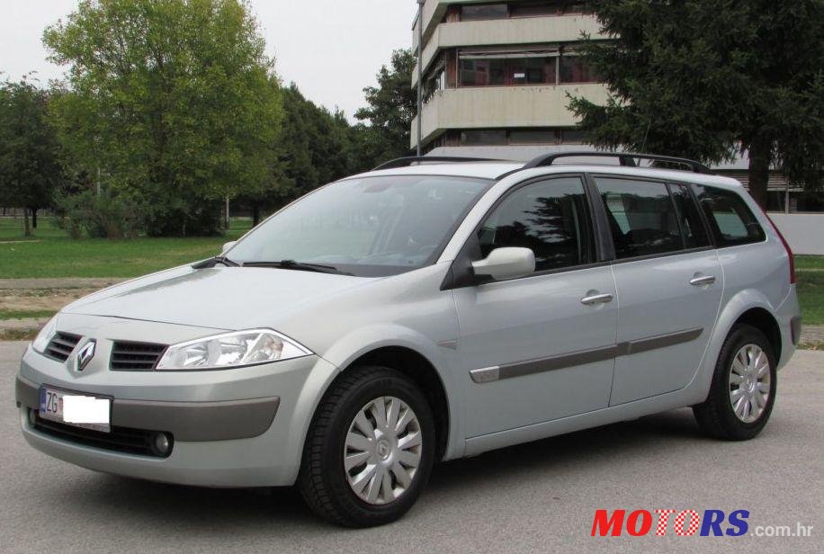 2004' Renault Megane Grandtour photo #2