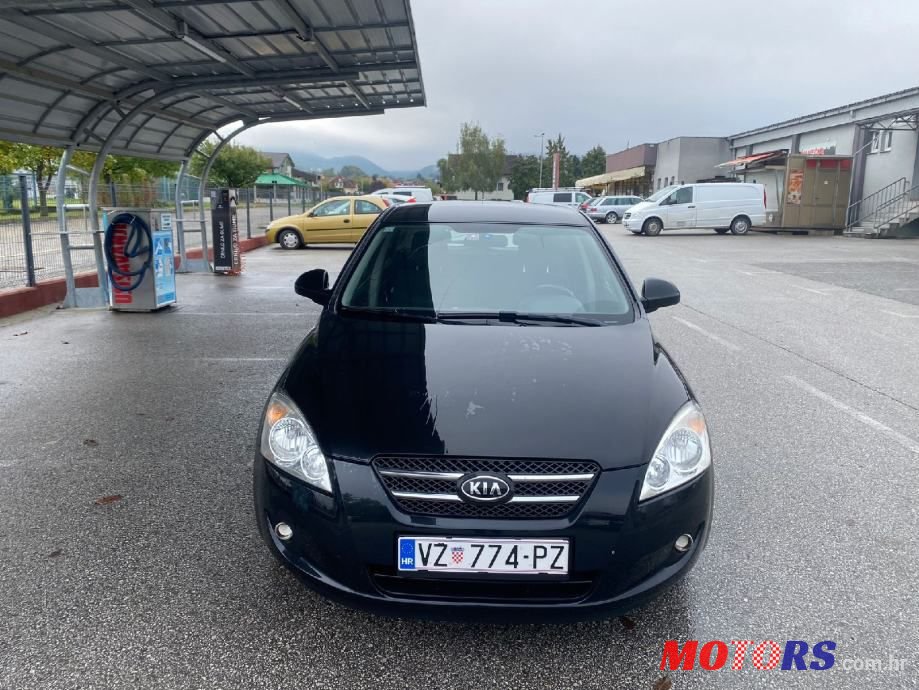 2009' Kia Ceed photo #5