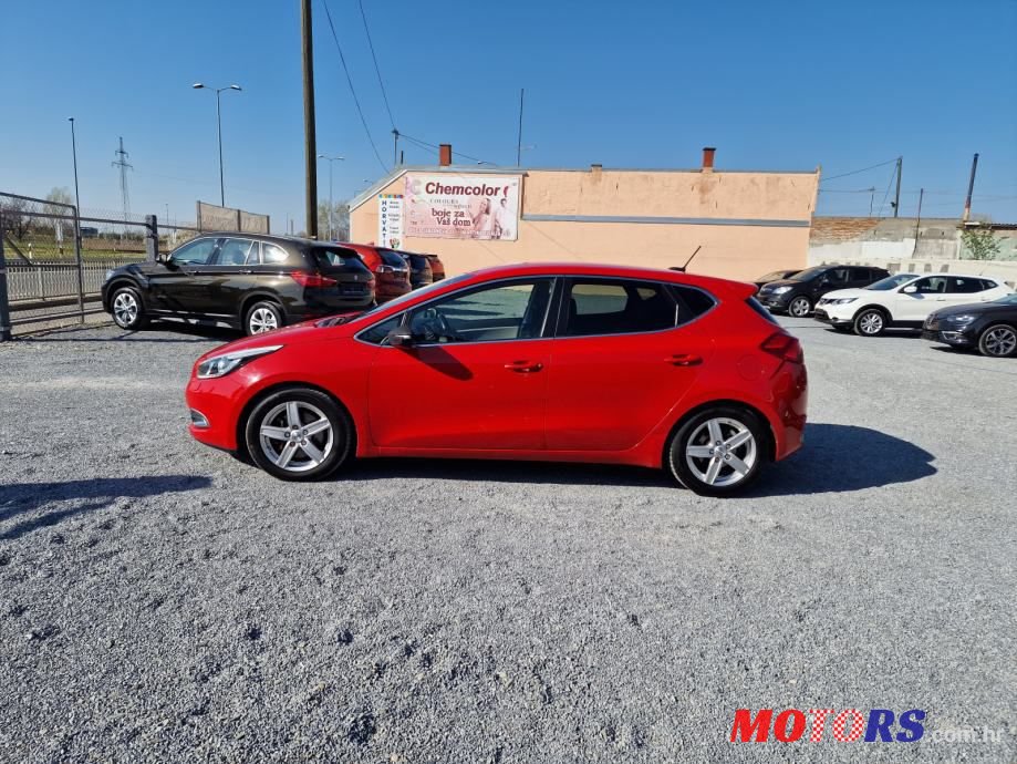 2014' Kia Ceed photo #2