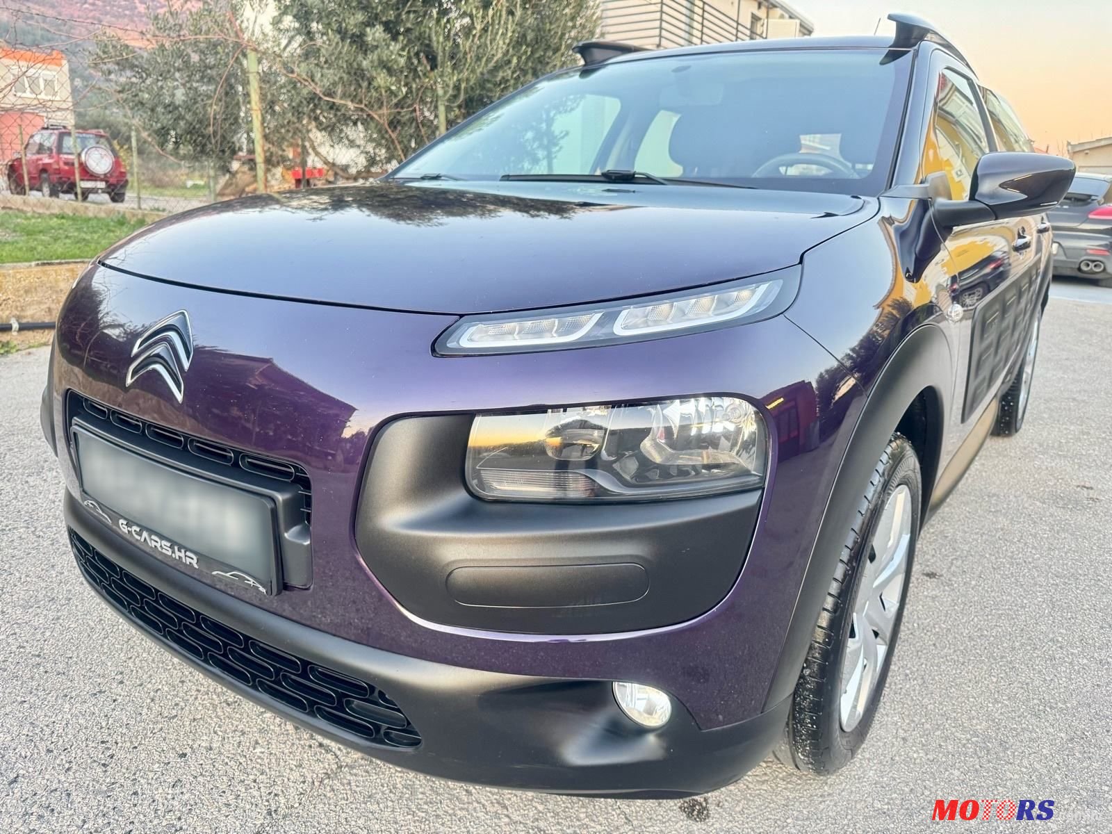 2018' Citroen C4 Cactus photo #2