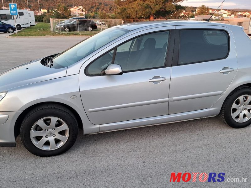 2004' Peugeot 307 1,4 Hdi photo #4