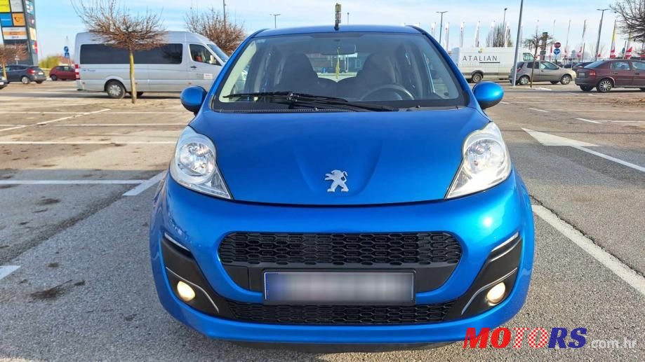 2012' Peugeot 107 1.0 Active photo #5