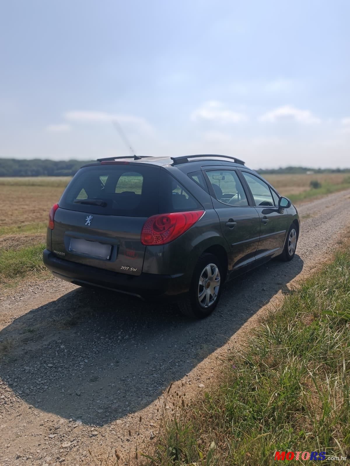 2008' Peugeot 207 Sw photo #3