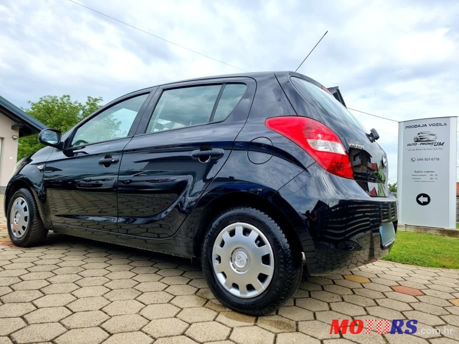 2011' Hyundai i20 1,2 photo #5