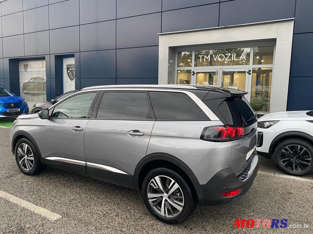 2023' Peugeot 5008 1.5 Bluehdi photo #4